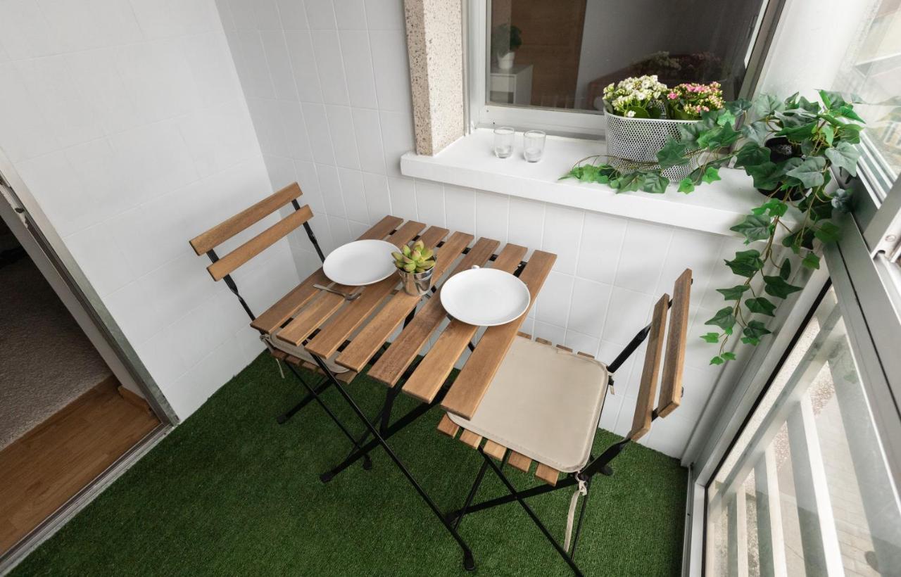 Apartamento Bienestar A Estrada Luaran gambar